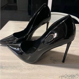 Steve Madden Black Pointed Toe Heels